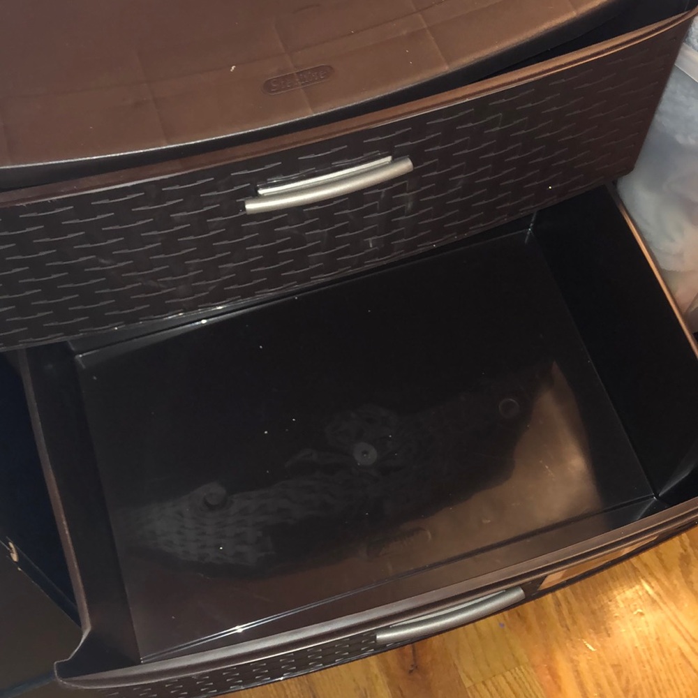 Drawers - Picture 2 of 4